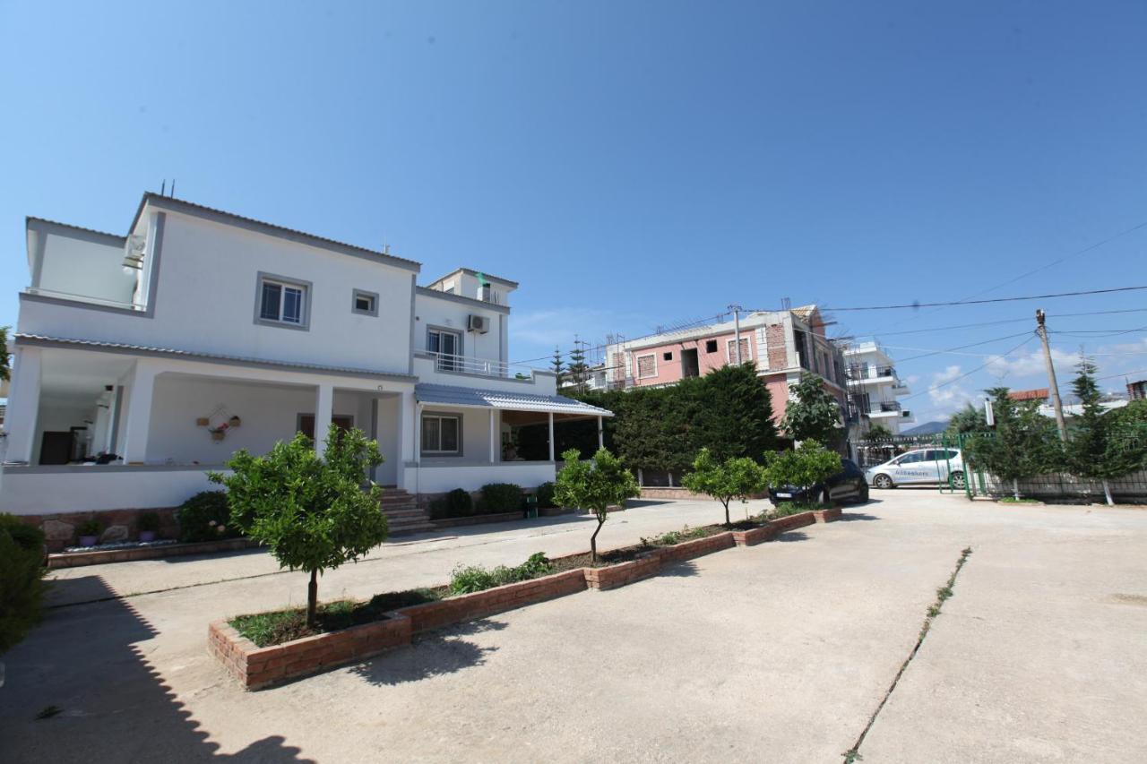 Villa Shehu Ксамил Екстериор снимка