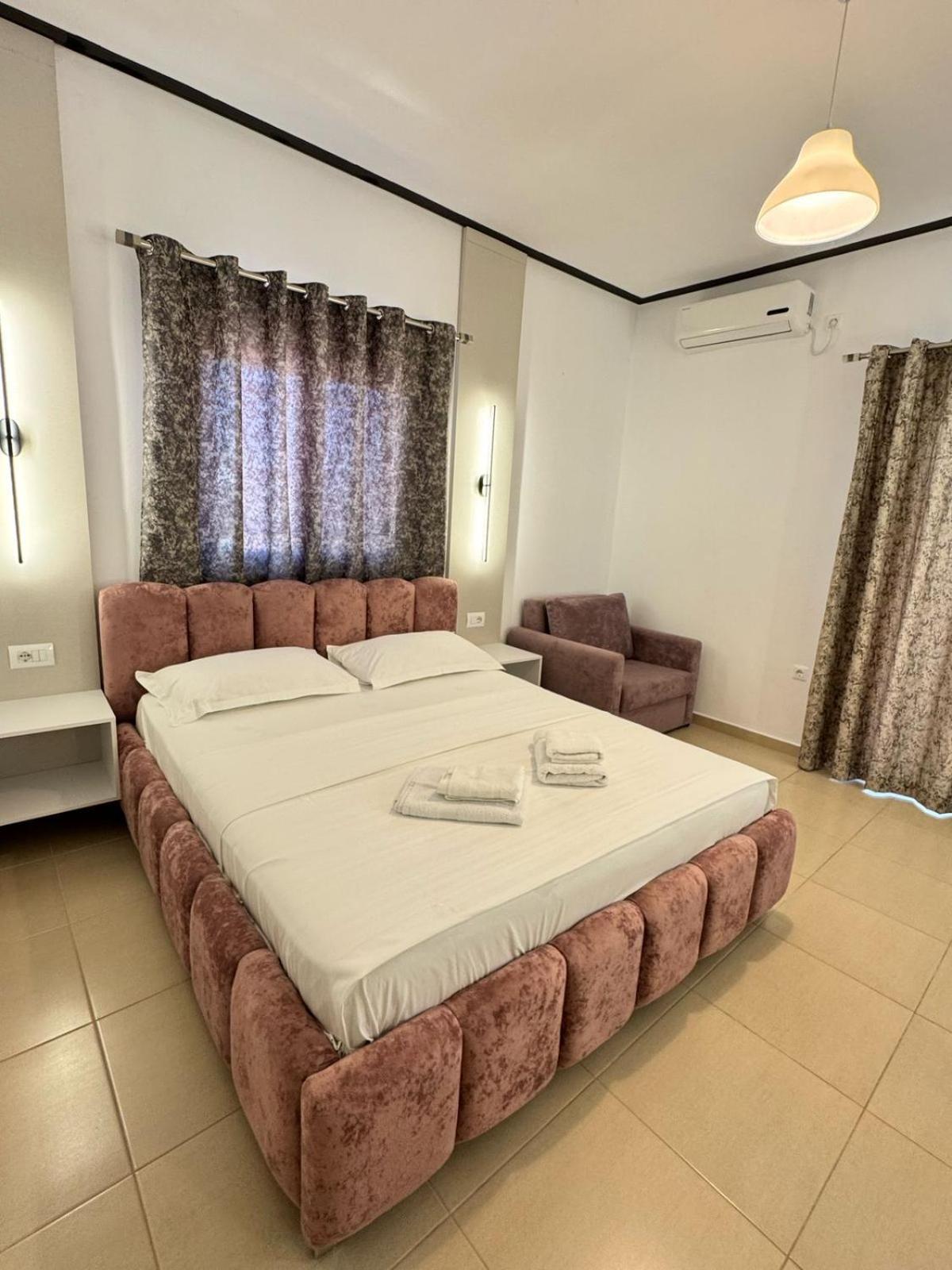 Villa Shehu Ксамил Екстериор снимка